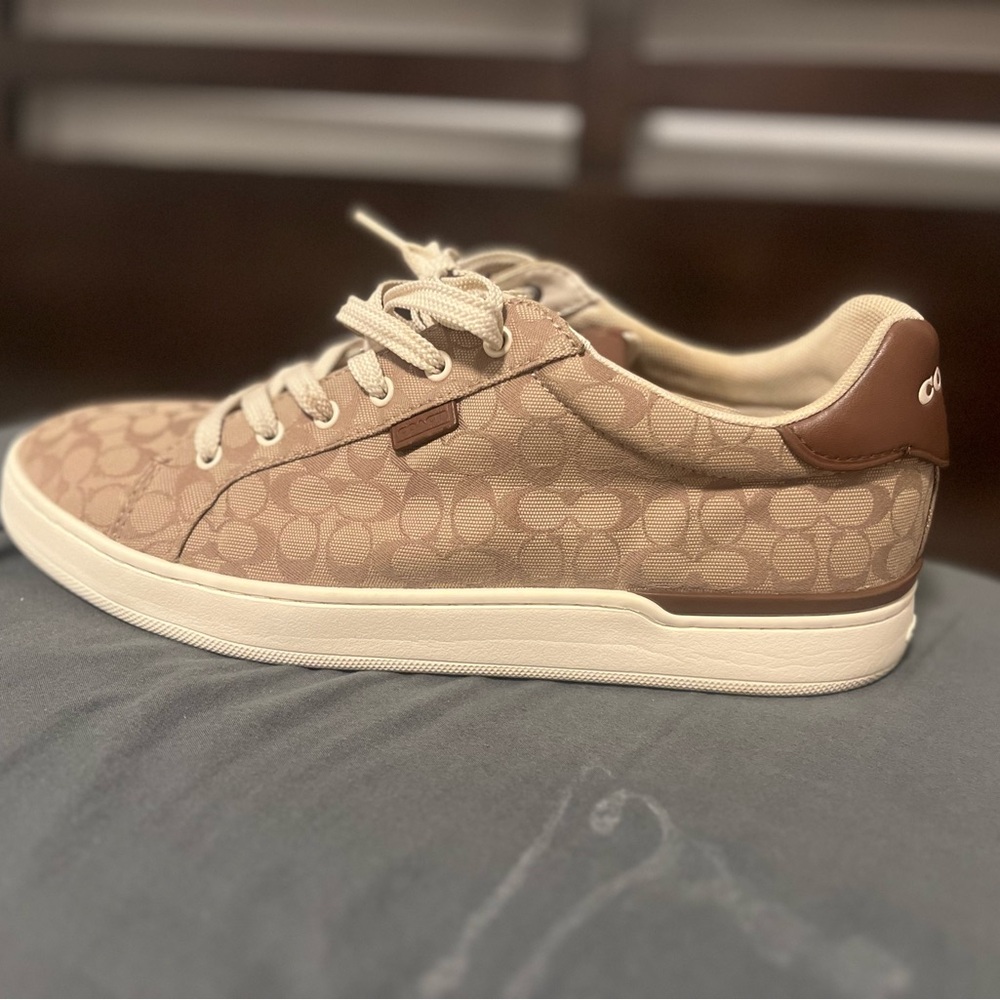 Coach size 11 sin plantilla de hombre